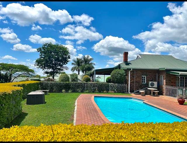 2 BEDROOM TOWNHOUSE FOR SALE IN LINCOLN MEADE